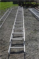 30Ft Aluminum Extension Ladder