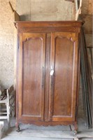 Vintage 2-Door Wardrobe (Dowel/Peg Construction)