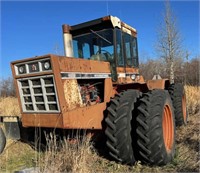 IH 4386 4WD Tractor - Duals, 18.4 x 38 Tires,