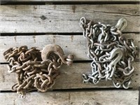 Approx. 20’ of Chain with hooks and 2 chain