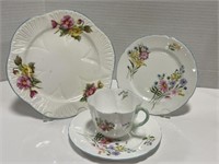 Shelley dishes - Begonia plate, Wild Flowers side