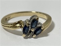 10 kt Gold Blue Sapphire Ring Size 5