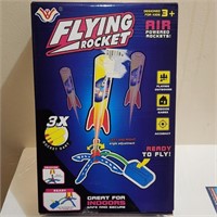 Flying Roket Toy \ 3+ \ NEW