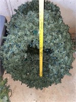 6 Christmas Wreaths