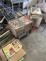 Large lot of vintage magazines