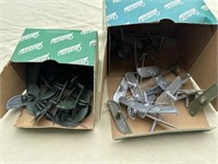Ford Molding Retainer Clips