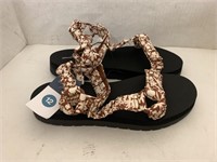 (18x bid)Universal Thread Chunky Sandals-Size 12