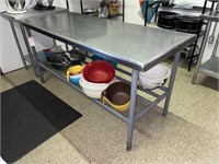 Commercial Stainless Steel Work Station
