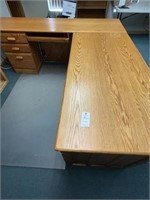Beautiful Solid Oak L Shaped Desk