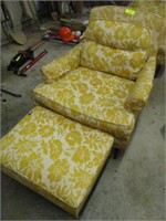 Yellow chair w/ottoman
