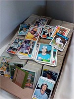Flat of assorted baseball cards