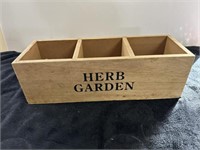 HERB GARDEN BOX