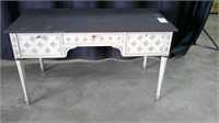 QUALITY COUNTRY FRENCH STYLE WRITING DESK