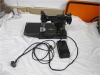 Singer Featherweight Sewing Machine runs needscord