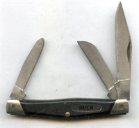 3 Blade Buck Pocket Knife 3035 USA 3.75"