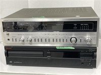 2 Parts Machines - Sanyo AM/FM Digital Receiver