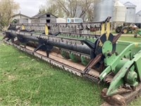 JD 22Ft Straight Cut Header with pickup reel,