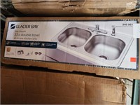 33 Inch Double Bowl Glacier Bay Kitchen Sink