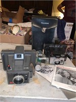 VINTAGE POLOROID LOT WITH CASE
