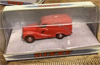 Matchbox Dinky 1953 Austin delivery van