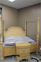 KING BED WITH NIGHTSTAND