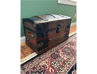 Small Antique chest/trunk