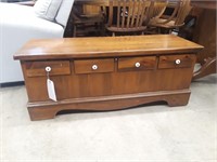 BLANKET CHEST BY LANE