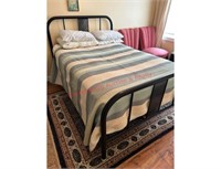 Full size antique metal bed