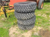 4-Suretrac LT265/70 R17 tires
