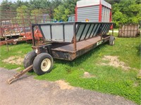 Meyer 20' feeder wagon