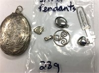 6 Assorted 925 & Sterling Silver Pendants 28g