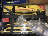 NEW - Set of 5 Stanley Demolition Tools. Comes