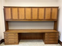 Amazing executive stretched desk and hutch