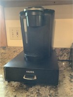 Keurig coffee maker with K cup storage container