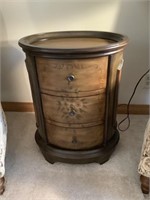 Oval Onal end table