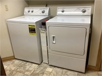 Speed queen washer and dryer set