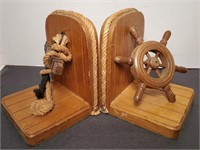 Bookends - Wood (2X)