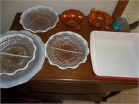 8 Pyrex and moonstone pieces