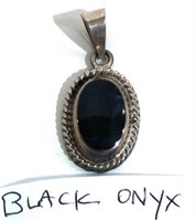 199 - BLACK ONYX SILVER PENDANT (16)