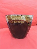 Roseville Pottery Large Drip Glaze Pot