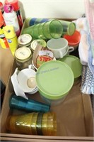 Lot of More Vintage Kitchen Items