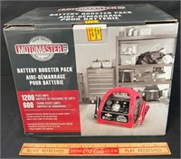 NEW IN BOX MOTO MASTER BATTERY BOOSTER PACK