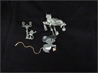 1 Mouse & 2 Cat Themed Brooches