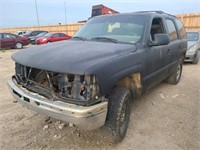 2002 CHEVY TAHOE /NO MOTOR OR TRANS