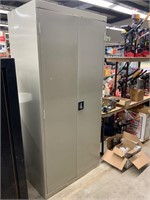 Large metal shelving 78’’ tall Ed’’wide 24’’’deep