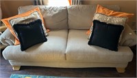 Sofa w/ (6) Throw Pillows