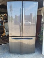 Nice Looking & Working Samsung Refrigerator