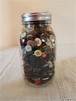 Quart Jar of Vintage Buttons