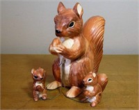 Vintage Ceramic Squirrel Family set of 3 Very Good