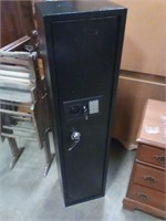 Electronic gun safe new with manual and locks